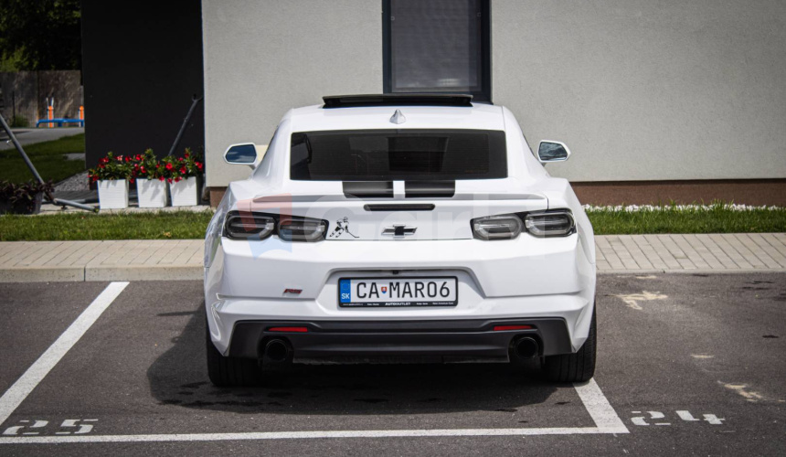 Chevrolet Camaro 2.0T 205 kW, Maxton doplnky, Strešné okno, klapky, pekný stav