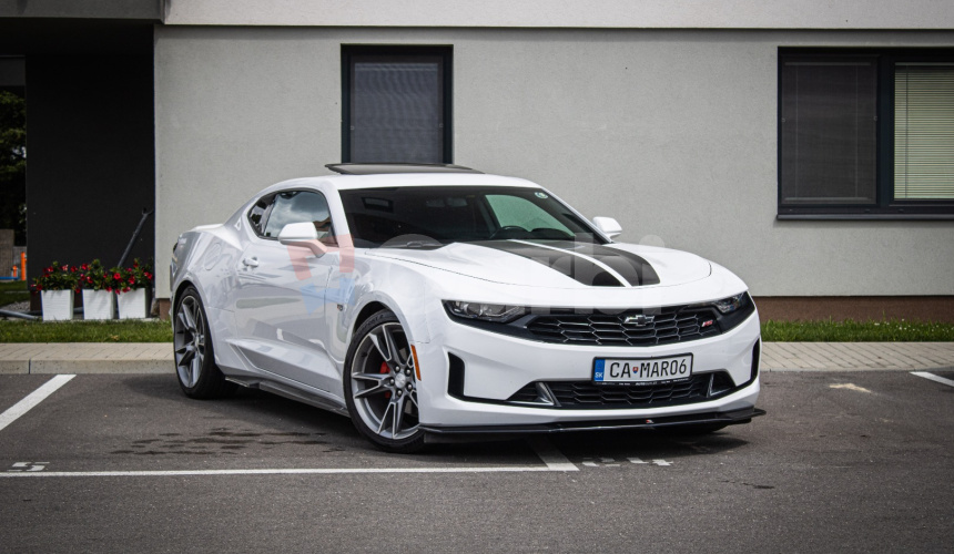 Chevrolet Camaro 2.0T 205 kW, Maxton doplnky, Strešné okno, klapky, pekný stav