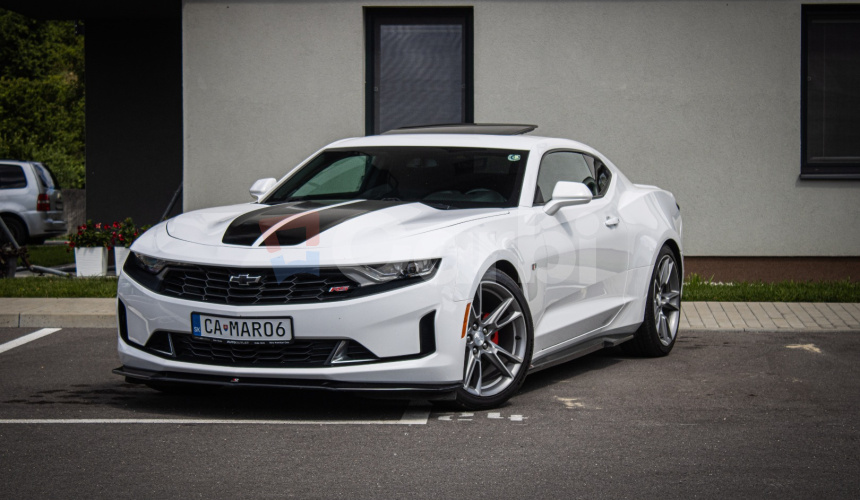 Chevrolet Camaro 2.0T 205 kW, Maxton doplnky, Strešné okno, klapky, pekný stav