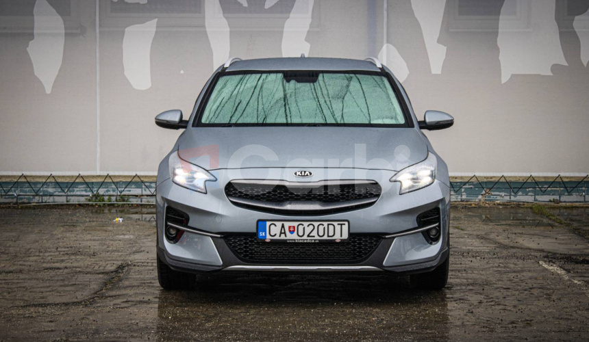 Kia XCeed 1.5 T-GDi 118kW Gold, 1. Majiteľ, Slovenské, Full Led, Bezdrótové nabíjanie