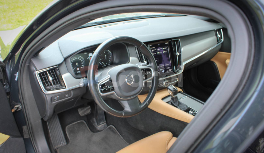 Volvo S90 D4 2.0L Drive-E Inscription A/T