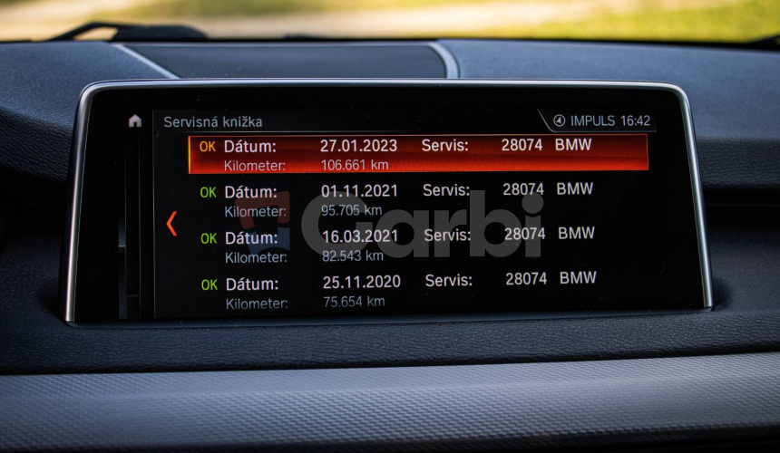 BMW X5 30d xDrive MPacket, LED svetlá, HUD, servis, ambientné osvetlenie