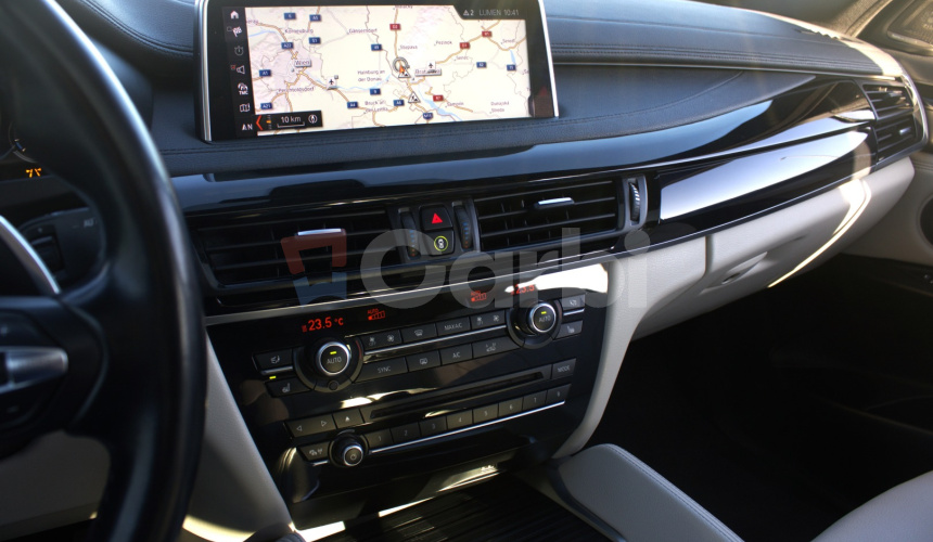BMW X6 xDrive30d, 190kw, AT8, M-paket