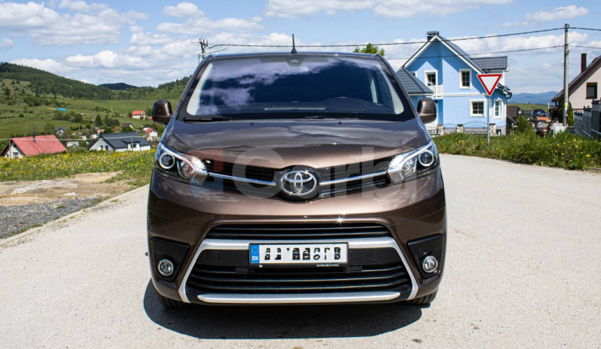 Toyota Proace Verso Family 2.0 D-4D 140 L2