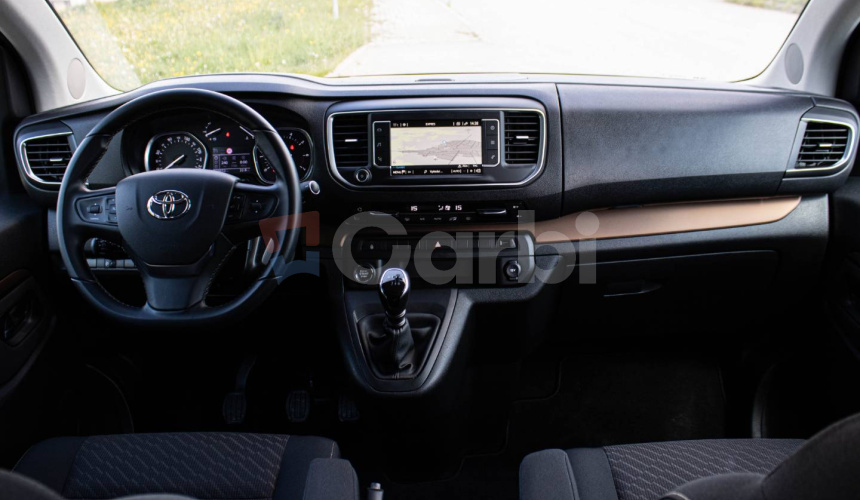 Toyota Proace Verso Family 2.0 D-4D 140 L2