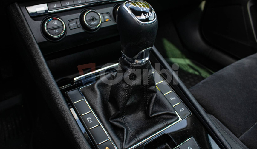 Škoda Superb 2.0 TDI 4x4 Style EU6