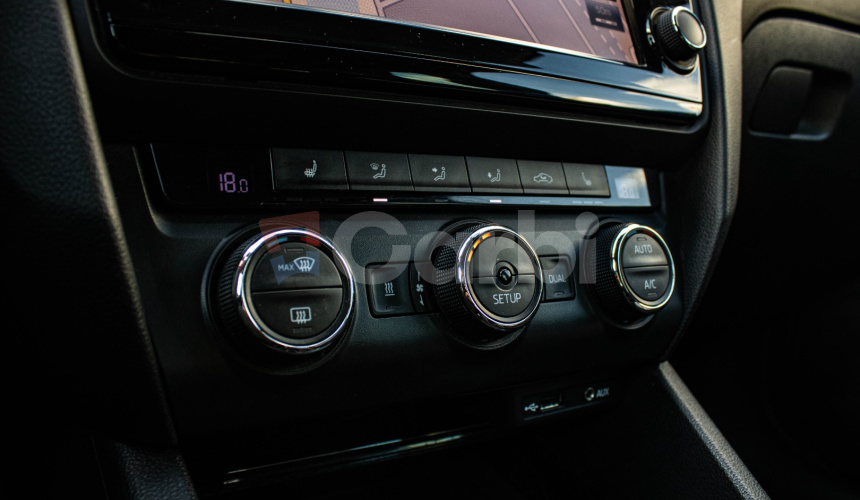 Škoda Octavia Combi RS 2.0 TDI 135kW, A/T, WEBASTO, Panorama