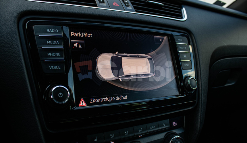 Škoda Octavia Combi RS 2.0 TDI 135kW, A/T, WEBASTO, Panorama