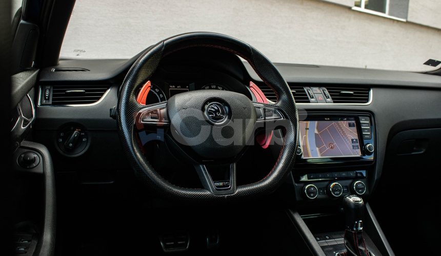 Škoda Octavia Combi RS 2.0 TDI 135kW, A/T, WEBASTO, Panorama