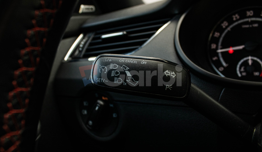 Škoda Octavia Combi RS 2.0 TDI 135kW, A/T, WEBASTO, Panorama