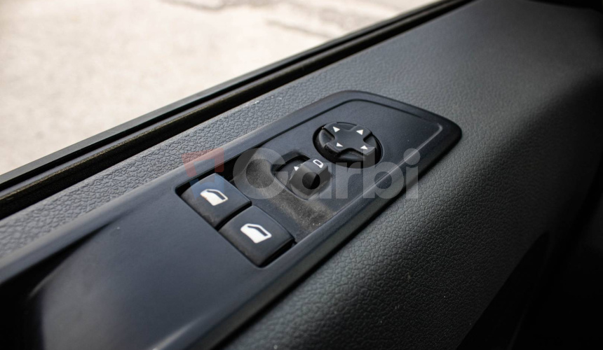 Toyota Proace 2.0 Diesel 110kW, Vyhrievané sedačky, WEBASTO