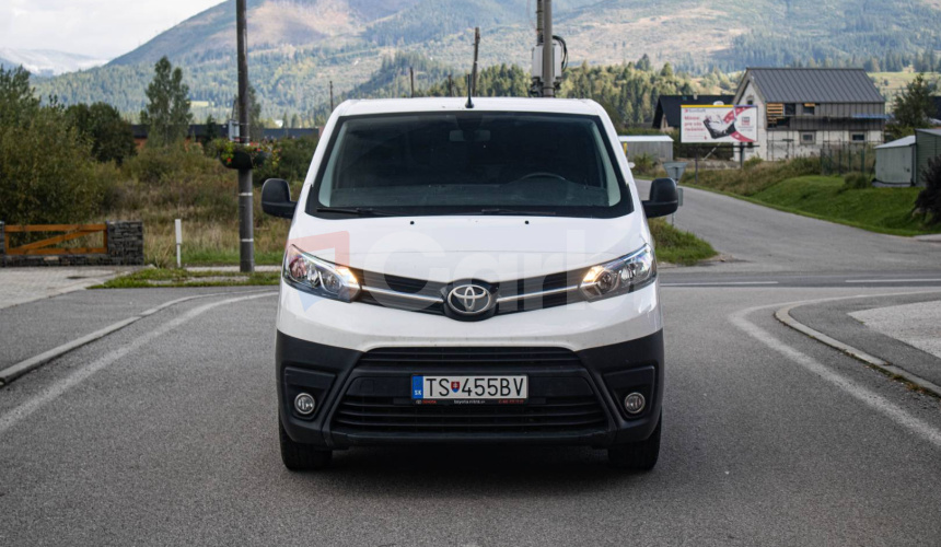 Toyota Proace 2.0 Diesel 110kW, Vyhrievané sedačky, WEBASTO