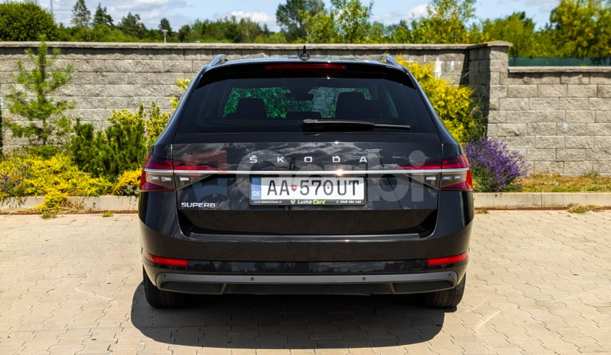 Škoda Superb Combi 2.0 TDI SCR Style DSG
