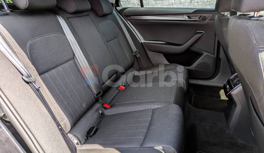 Škoda Superb Combi 2.0 TDI SCR Style DSG
