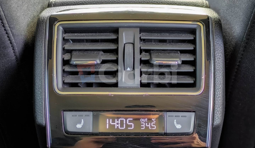 Škoda Superb Combi 2.0 TDI SCR Style DSG