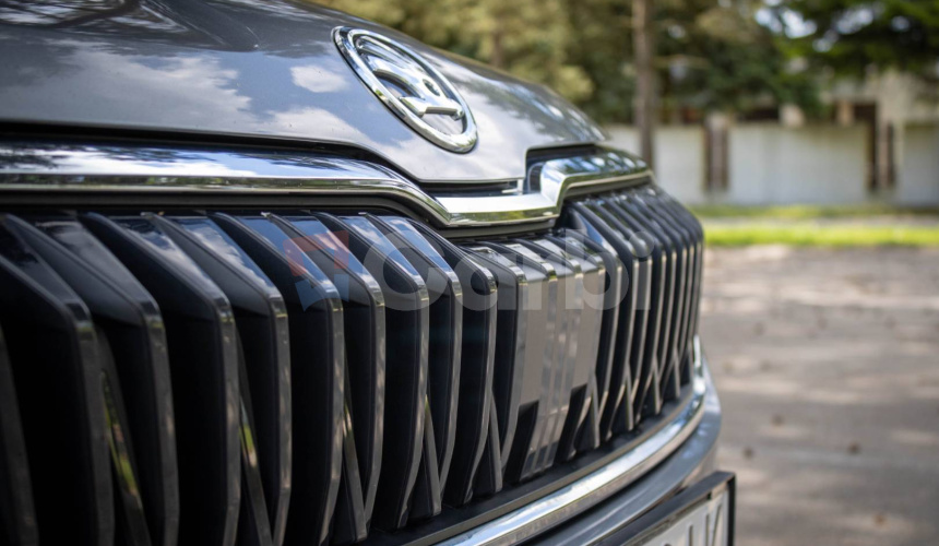Škoda Karoq 2.0 TDI Style 4x4 DSG, Bohatá výbava
