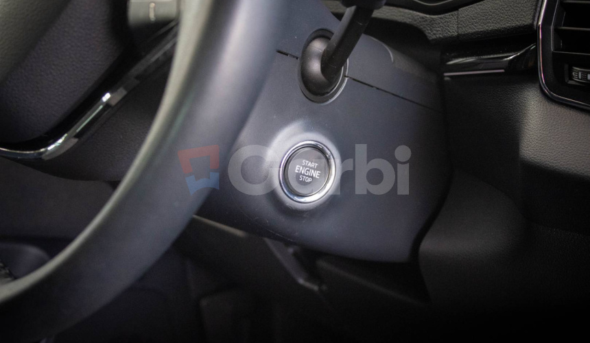 Škoda Karoq 2.0 TDI Style 4x4 DSG, Bohatá výbava