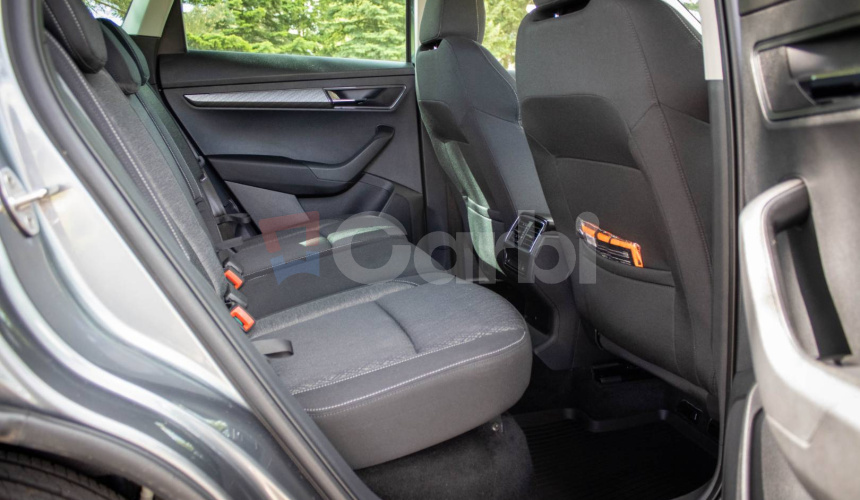 Škoda Karoq 2.0 TDI Style 4x4 DSG, Bohatá výbava