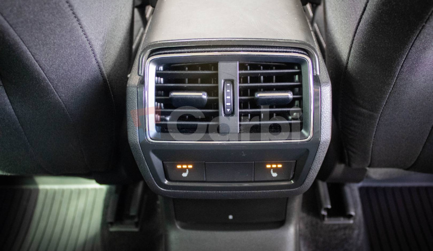 Škoda Karoq 2.0 TDI Style 4x4 DSG, Bohatá výbava