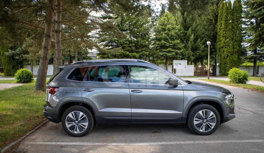 Škoda Karoq 2.0 TDI Style 4x4 DSG, Bohatá výbava