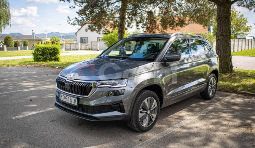 Škoda Karoq 2.0 TDI Style 4x4 DSG, Bohatá výbava