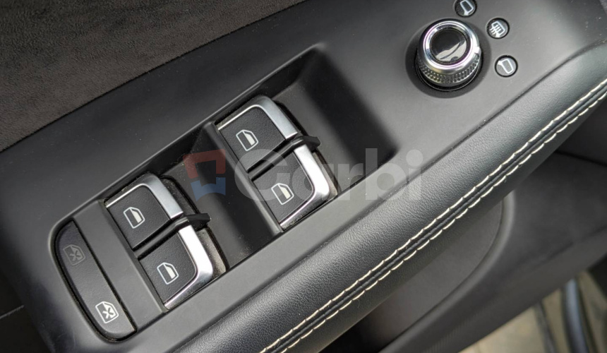 Audi Q5 2.0 TDI 190k S-Line quattro S tronic, 140kW, A7, 5d.