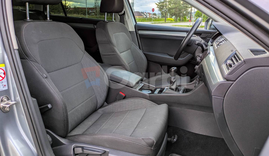 Škoda Superb Combi 2.0 TDI Ambition