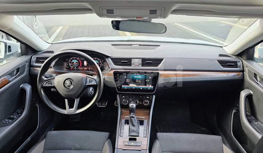 Škoda Superb Combi 2.0 TDI SCR Scout 4x4 DSG