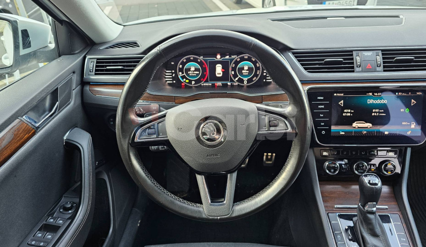 Škoda Superb Combi 2.0 TDI SCR Scout 4x4 DSG