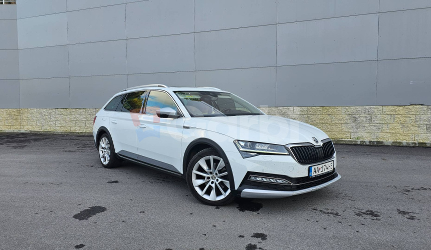 Škoda Superb Combi 2.0 TDI SCR Scout 4x4 DSG