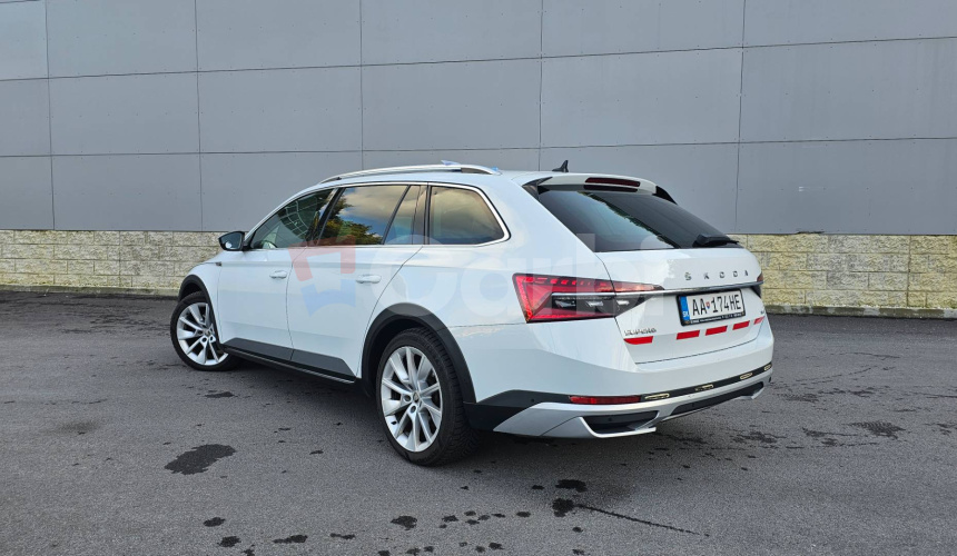 Škoda Superb Combi 2.0 TDI SCR Scout 4x4 DSG