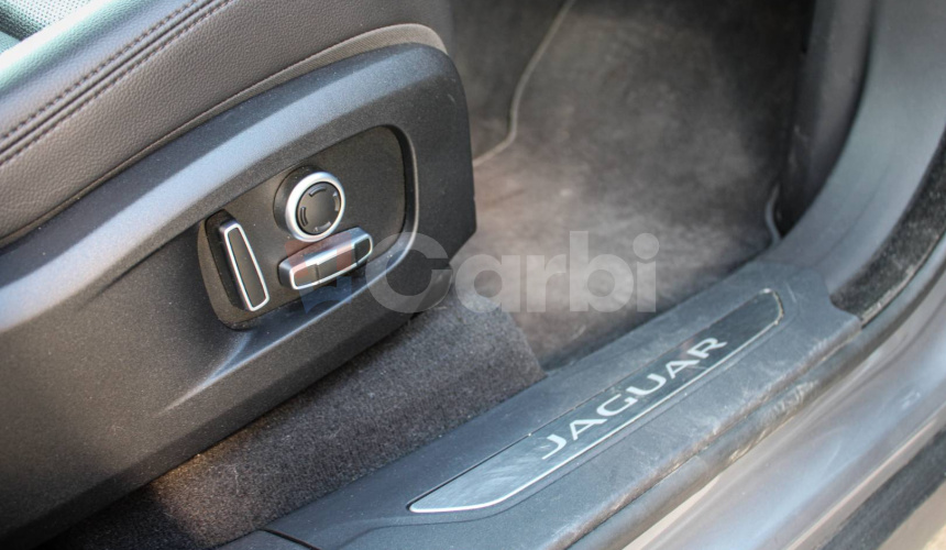Jaguar F-Pace 2.0 D165 MHEV S AWD A/T