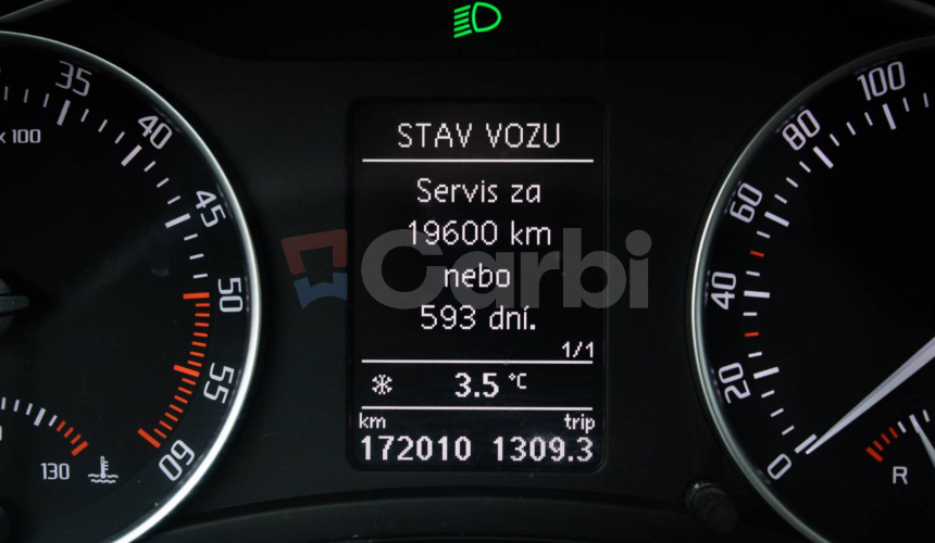 Škoda Octavia Combi 2.0 TDI CR, Vyhrievané sedadlá, parkovacie senzory, poctivé km