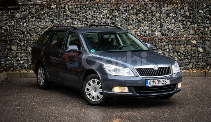 Škoda Octavia Combi 2.0 TDI CR, Vyhrievané sedadlá, parkovacie senzory, poctivé km