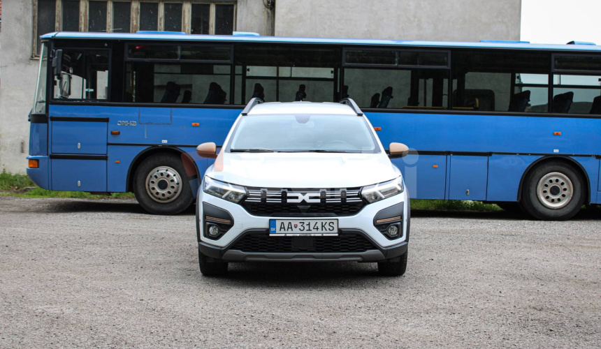 Dacia Jogger 1.0 TCe 100k ECO-G Extreme 7 miest