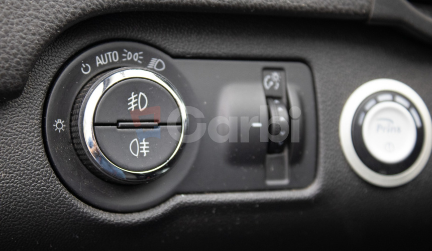 Opel Insignia ST combi 1.6T 125kw LPG manuál