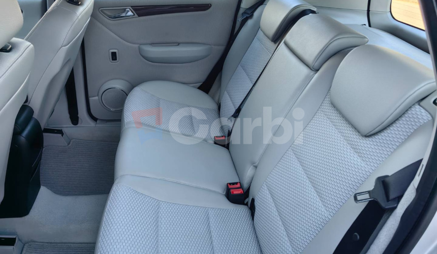 Mercedes-Benz A trieda 200 CDI Elegance Autotronic