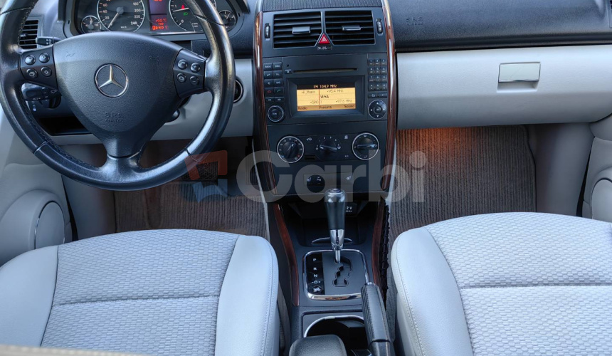 Mercedes-Benz A trieda 200 CDI Elegance Autotronic