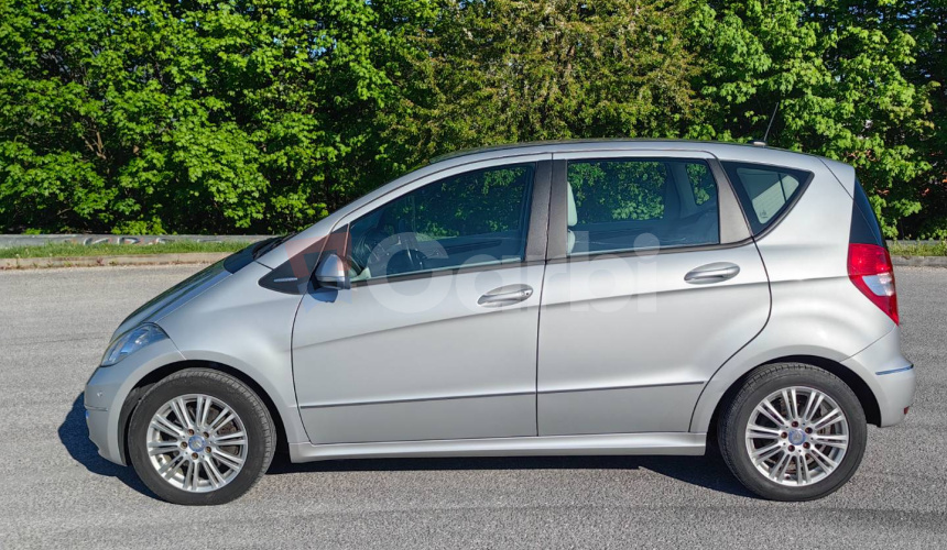 Mercedes-Benz A trieda 200 CDI Elegance Autotronic