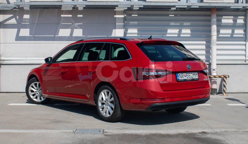 Škoda Superb Combi 2.0 TDI Sportline