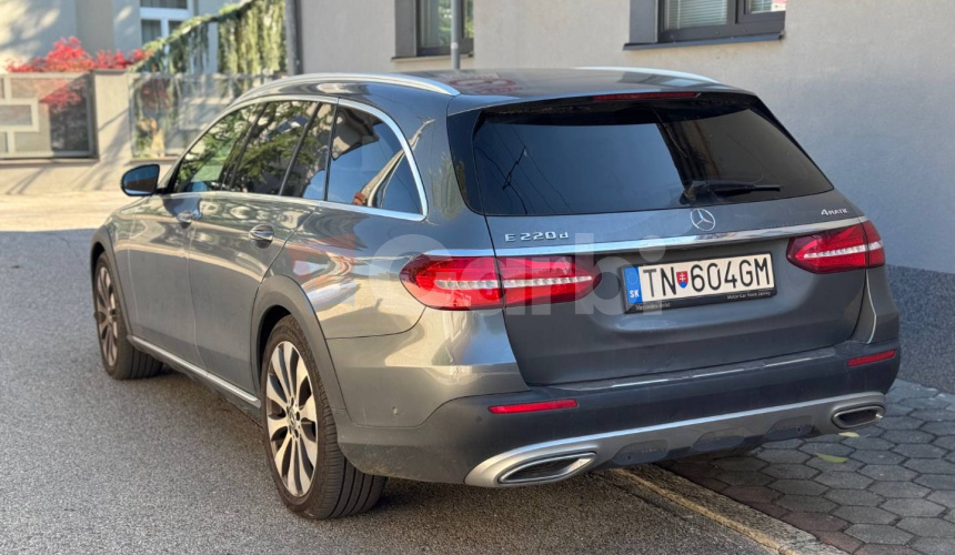 Mercedes-Benz E trieda Kombi 220 d All-Terrain 4MATIC A/T