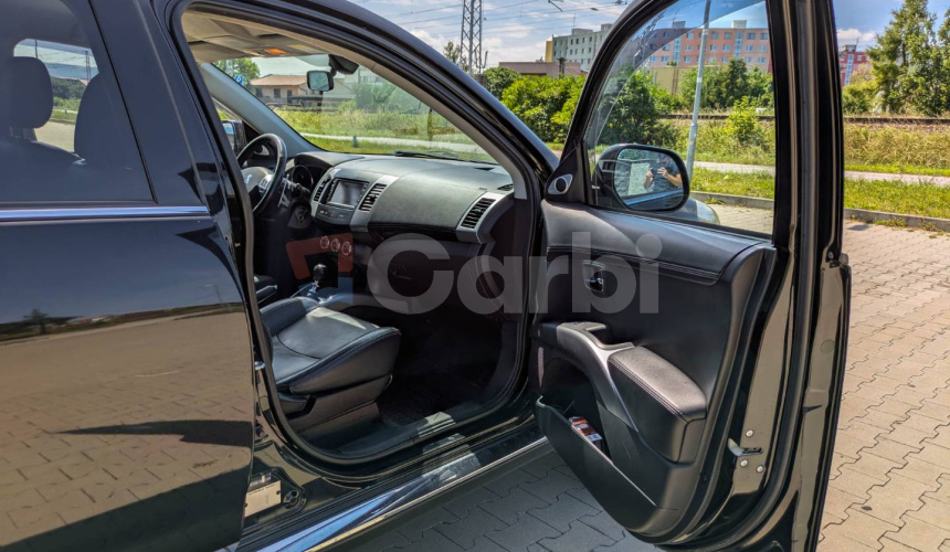 Peugeot 4007 2.2 HDi Allure DCS