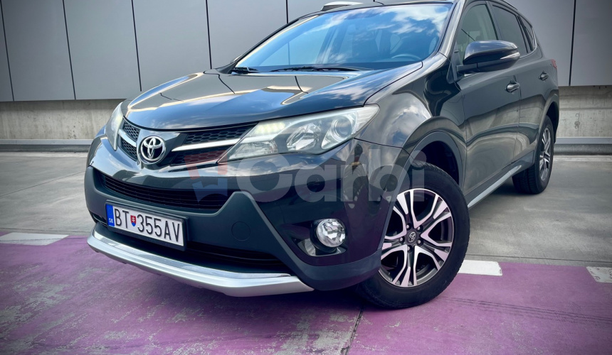 Toyota RAV4 4x4 110 kW AT