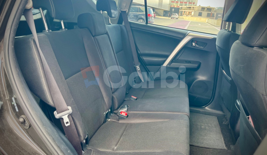 Toyota RAV4 4x4 110 kW AT