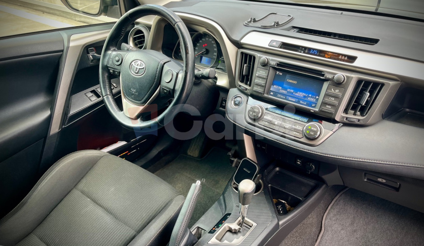 Toyota RAV4 4x4 110 kW AT