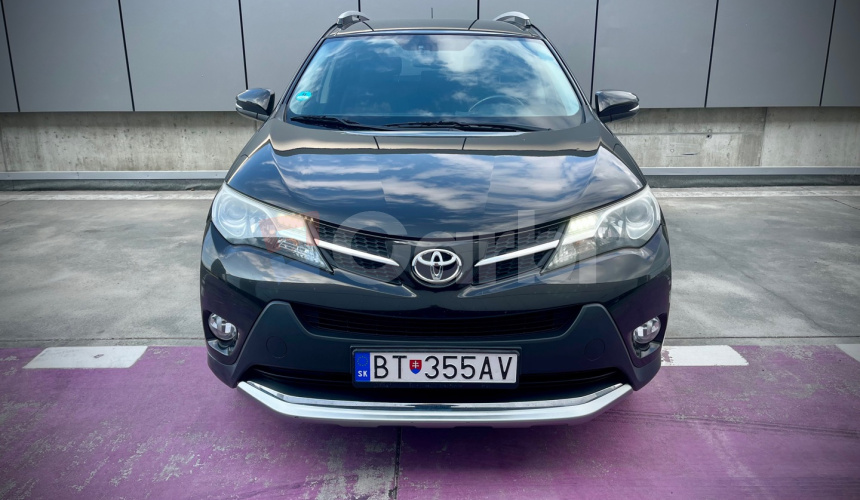 Toyota RAV4 4x4 110 kW AT