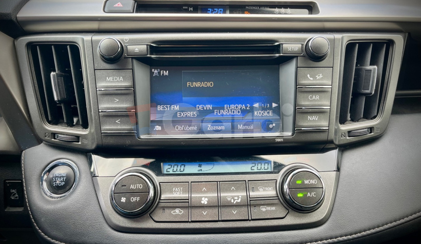 Toyota RAV4 4x4 110 kW AT