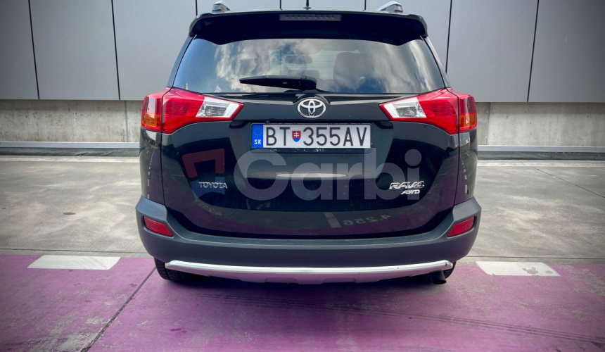 Toyota RAV4 4x4 110 kW AT