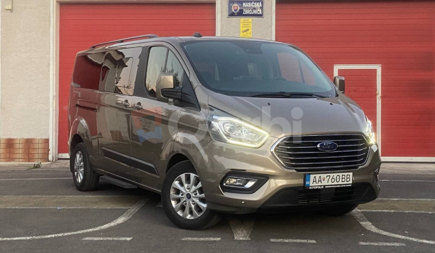 Ford Tourneo Custom 2.0 TDCi 170 Family L2 A/T