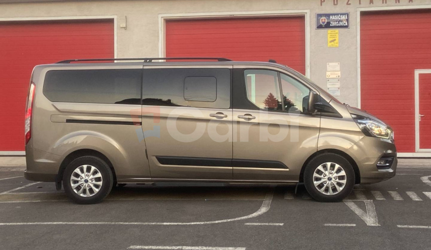 Ford Tourneo Custom 2.0 TDCi 170 Family L2 A/T
